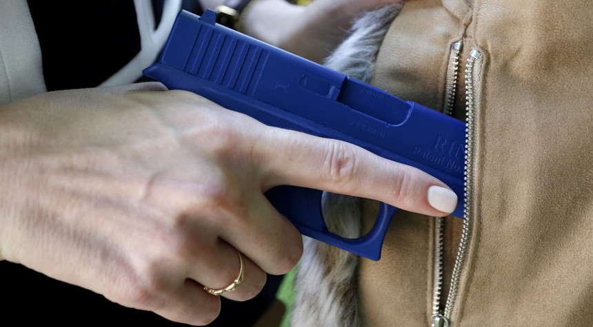 Indiana's Constitutional Carry law hasn't killed off concealed carry licenses