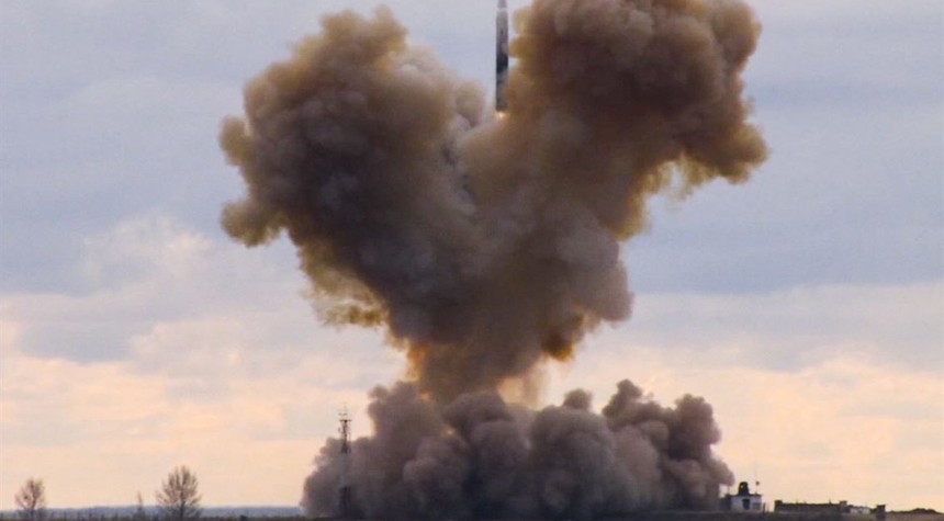 Russia test-fires new hypersonic missile