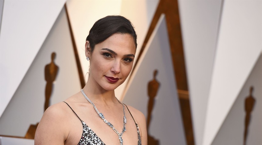 Gal Gadot Shuts down SJWs in a Snit Over 'Cleopatra' Role, Calling It 'Whitewashing'