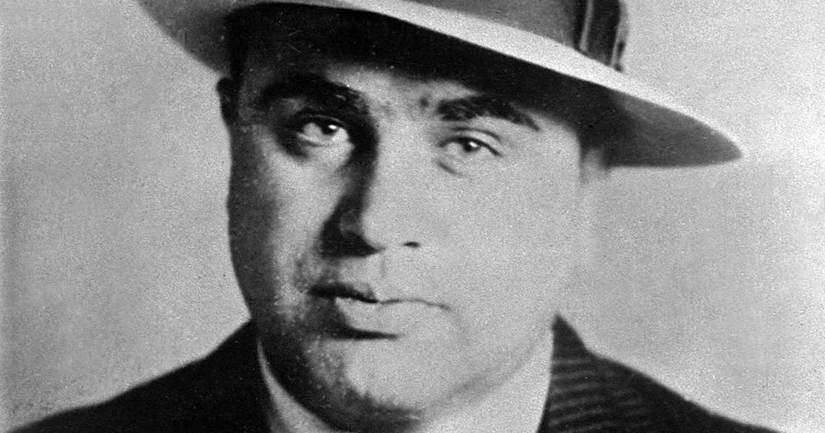 Al Capone's Guns, Other Items Bring In Over $3 Million At Auction - Vimarsana News