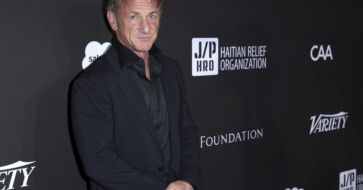 Sean Penn's Tweet About Nikki Haley Sends the Internet Into Howls of Laughter - Vimarsana News