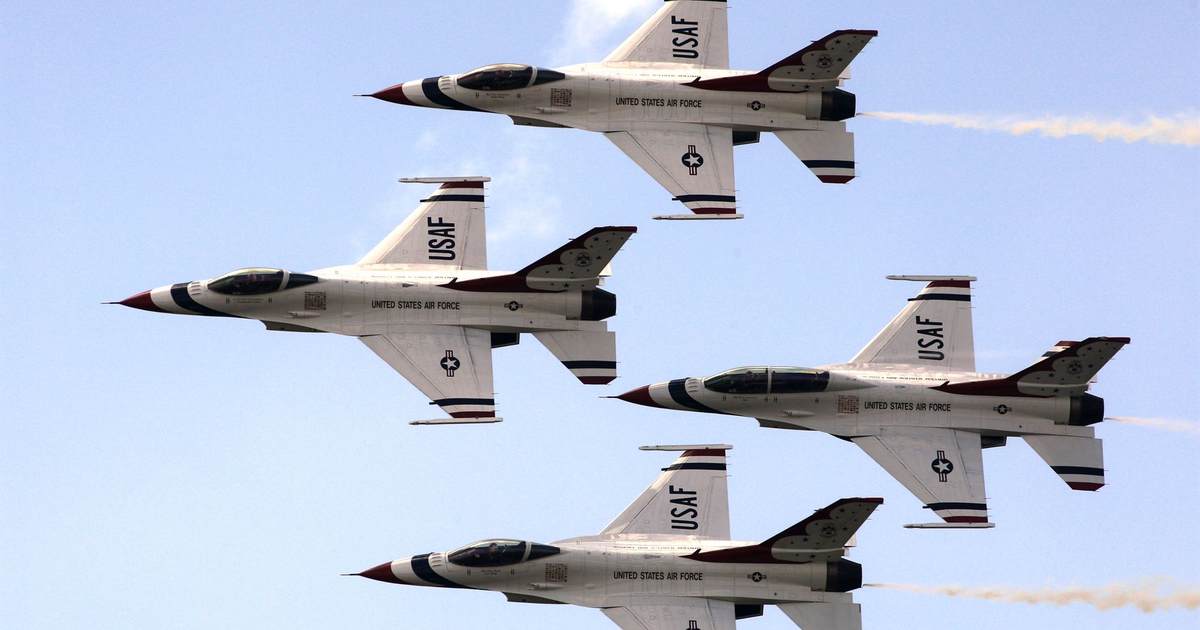 Nevada Air Force Base Hosts Drag Show, and It's Part of a Softer, Gentler Military - Vimarsana News