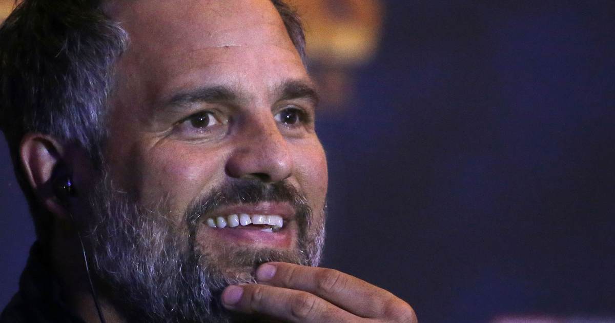 Mark Ruffalo Has Out-of-Touch 'Let Them Eat Cake' Moment About Gas Stoves - Vimarsana News