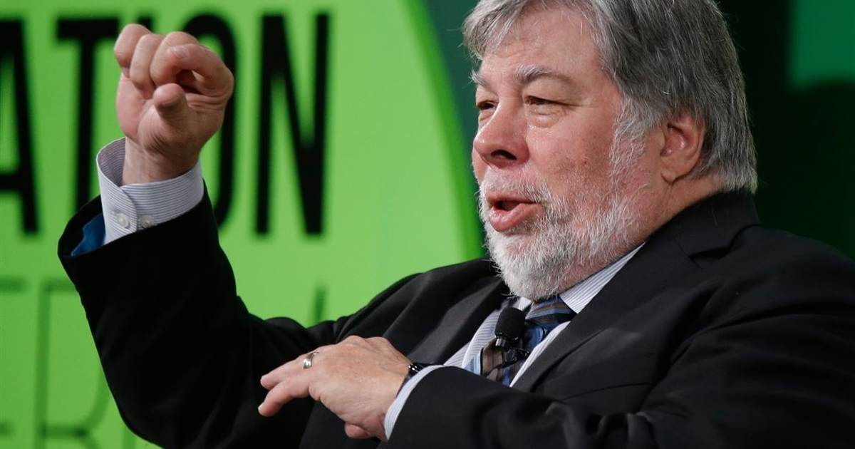 Techno-Hell: Steve Wozniak, 'AI Godfather' and Apple Cofounder, Quits Google to Expose AI Dangers - Vimarsana News
