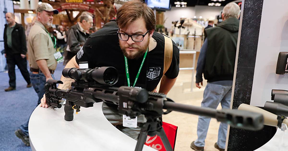 Dems Protest Myrtle Beach Gun Show Ahead of SC Primary - Vimarsana News