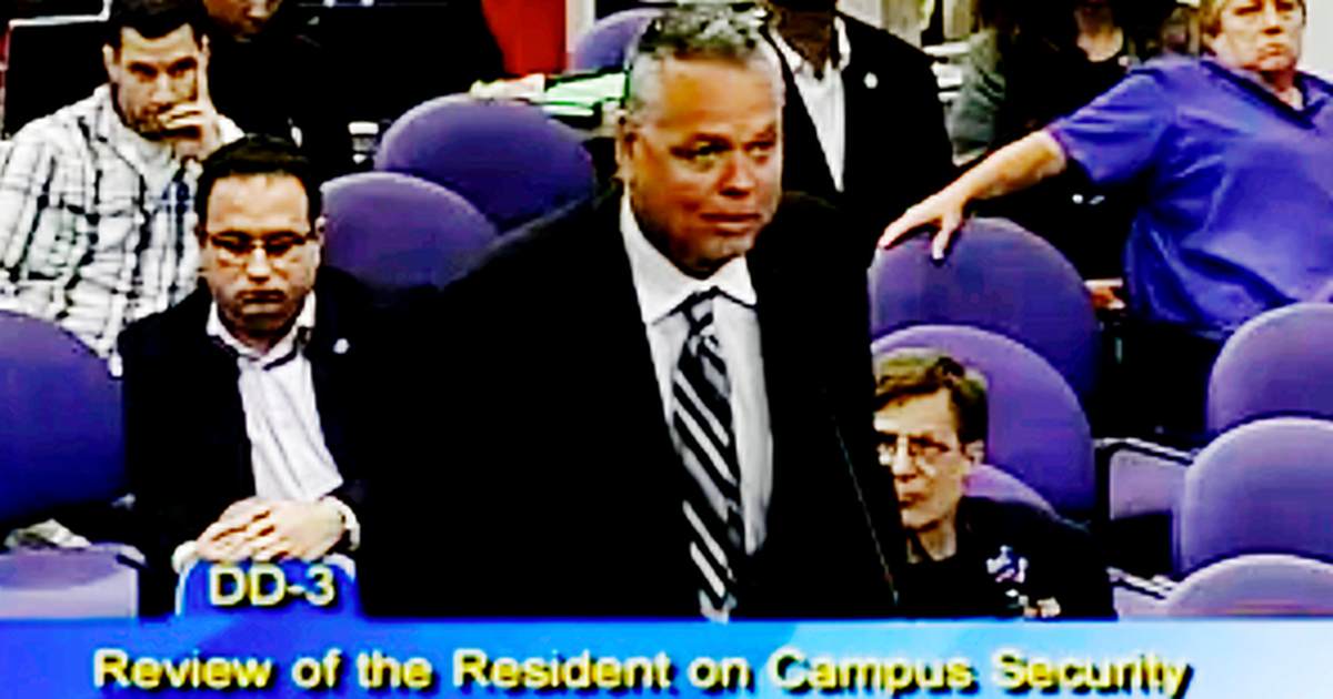Analysis: Parkland School Resource Cop Who Failed to Act, Found Not Guilty on All Counts - Vimarsana News
