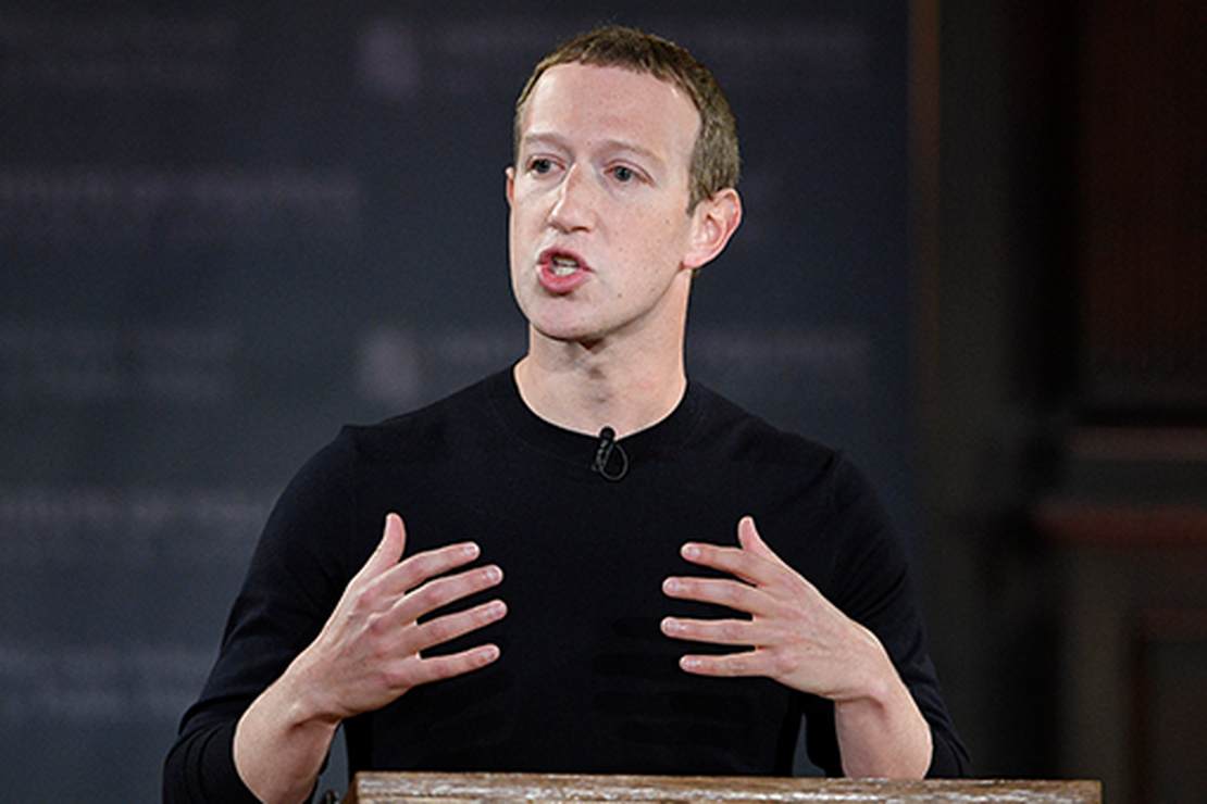 Zuckerberg soutient une plate-forme qui encourage les enseignants à “écouter les conversations en ligne” des parents – –