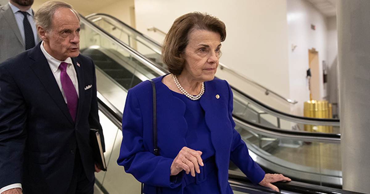 Dem Hypocrisy Is Laid Bare as Feinstein Announces 'Temporarily' Stepping Aside - Vimarsana News