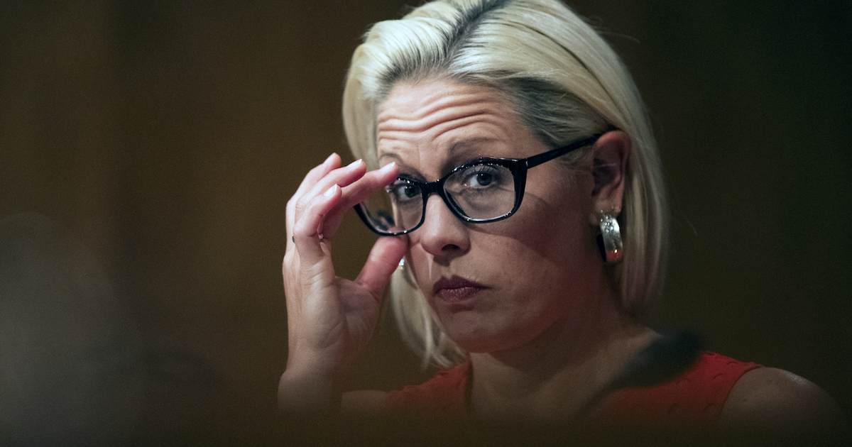Kyrsten Sinema Kills the Minimum Wage Hike in Epic Fashion, and the Triggering Is Immense - Vimarsana News
