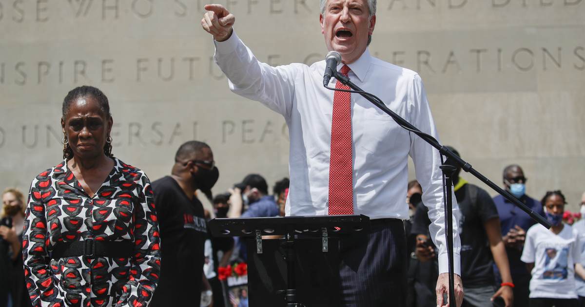 Commie de Blasio Planning Run for New York Governor – PJ Media - Vimarsana News