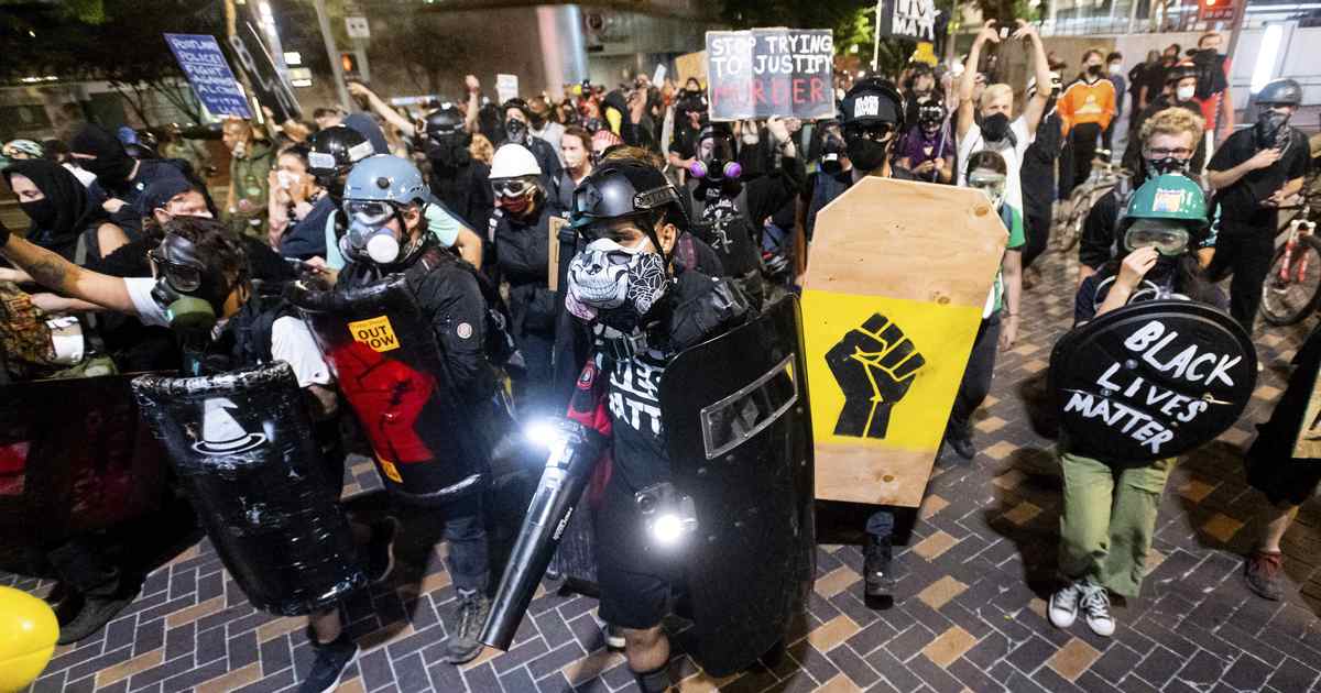 Large Antifa Group Marches Right Down 7th Avenue in NYC In Full Black Bloc With Battle Shields - Vimarsana News
