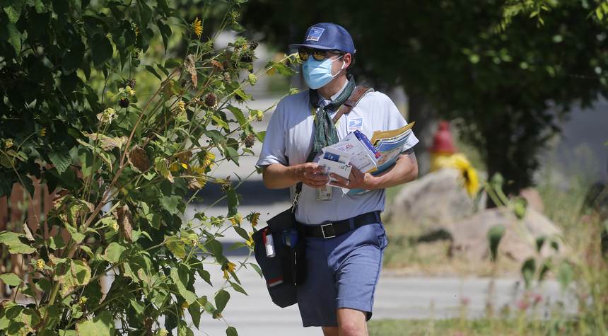 LA postal workers protest violence, demand protection