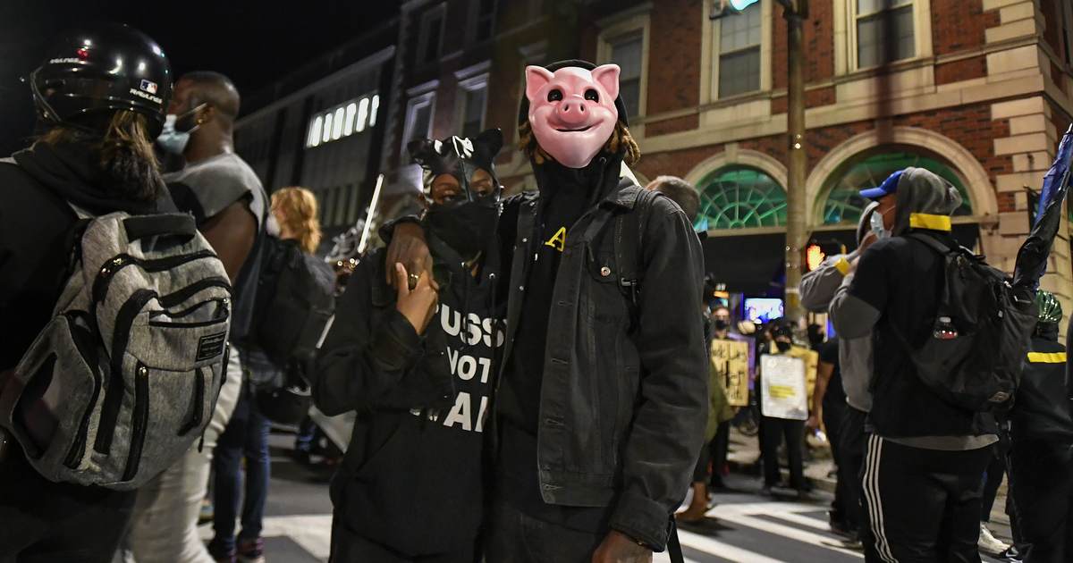 Black Lives Matter Gave $200K to Group Whose Leade – PJ Media - Vimarsana News