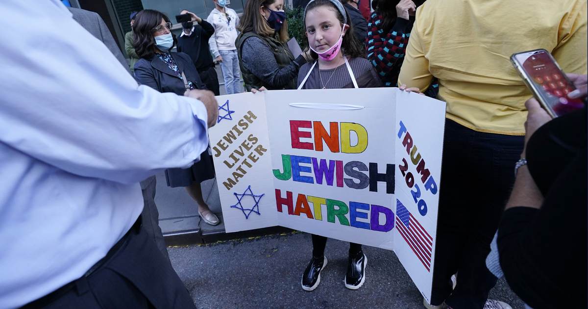 Anti-Semitic Radicals Cancel Appearance Because Jewish Groups Will Attend - Vimarsana News