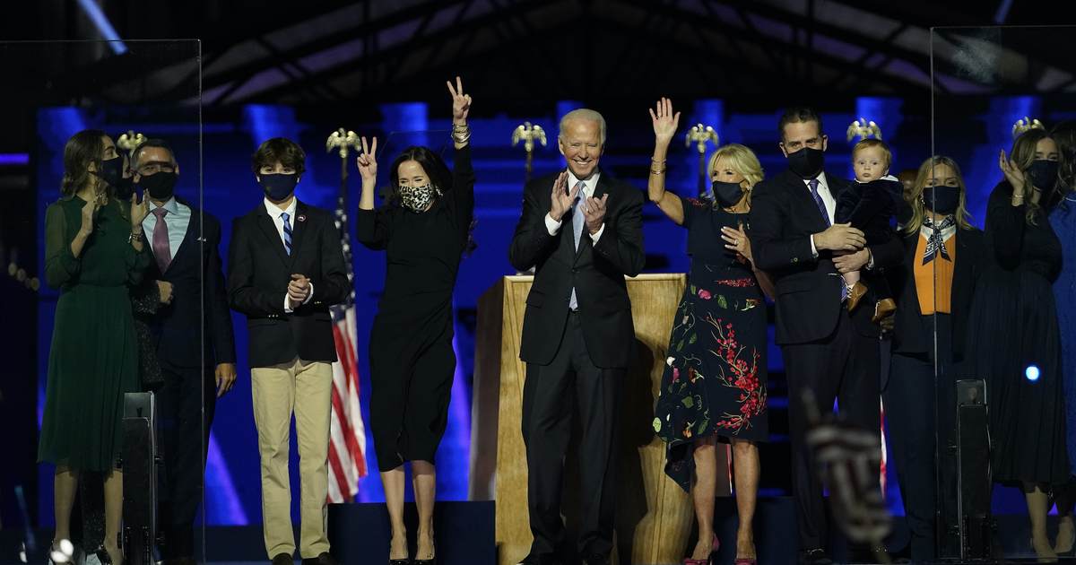 Hunter Isn't the Only Biden With Nude Pics on the Internet – PJ Media - Vimarsana News