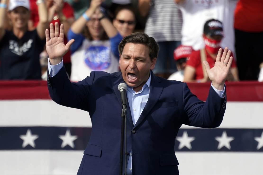 DeSantis Takes The Stage...Will He Try To Take The White House? - Vimarsana News