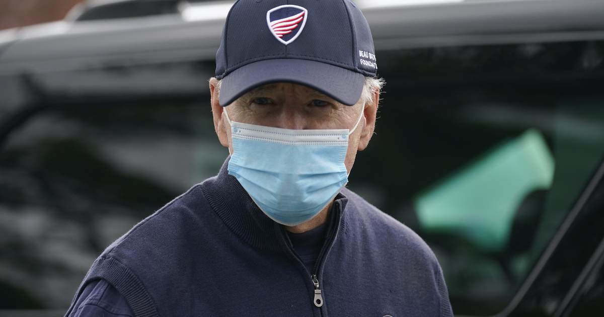 Report: Biden to announce new CDC guidance on wearing masks outdoors tomorrow - Vimarsana News