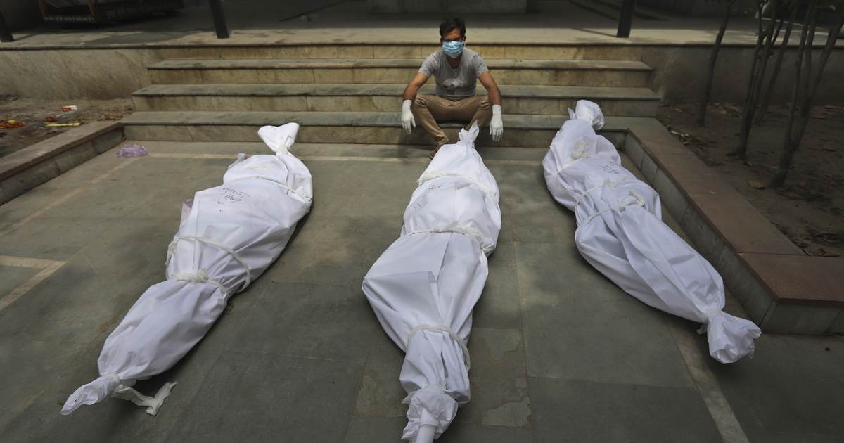 Insanity Wrap #208: The Morbid Truth About COVID-19 Deaths - Vimarsana News