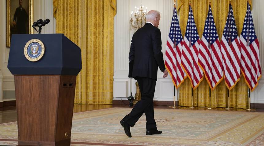 Dems Enter 'Flashing Red Lights' Territory After Poll on Voters’ Opinions of Biden’s Mental Fitness