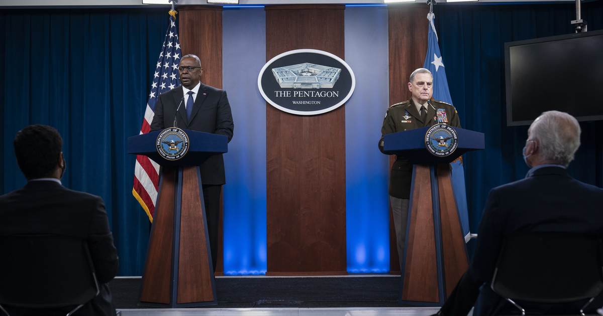 ChiComs Probably Can't Wait to Have a Go at Woke US Military – PJ Media - Vimarsana News