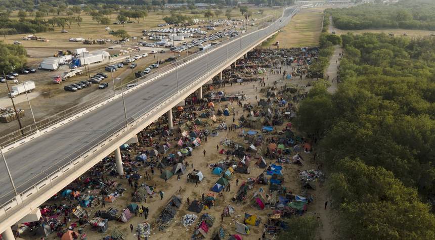 Illegal Haitians Cleared From Under Del Rio Bridge in Record Time, but Don't Worry, 20k More Are on Their Way to the Border