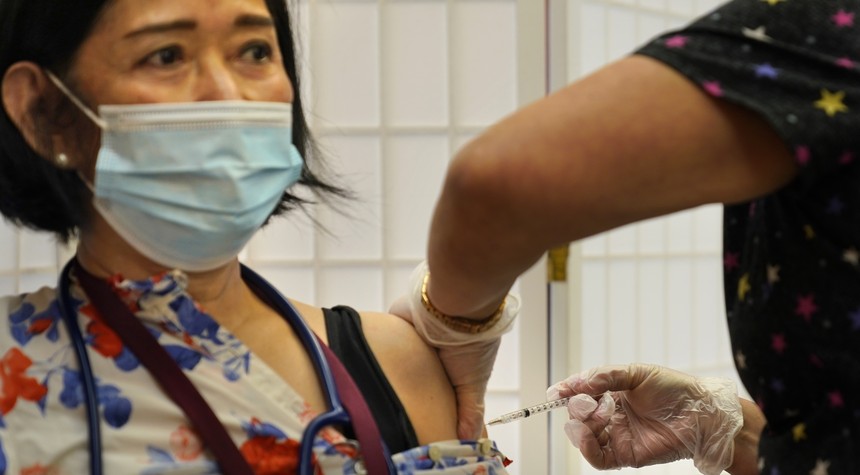 Arizona Moves for Restraining Order on Vaccine Mandate