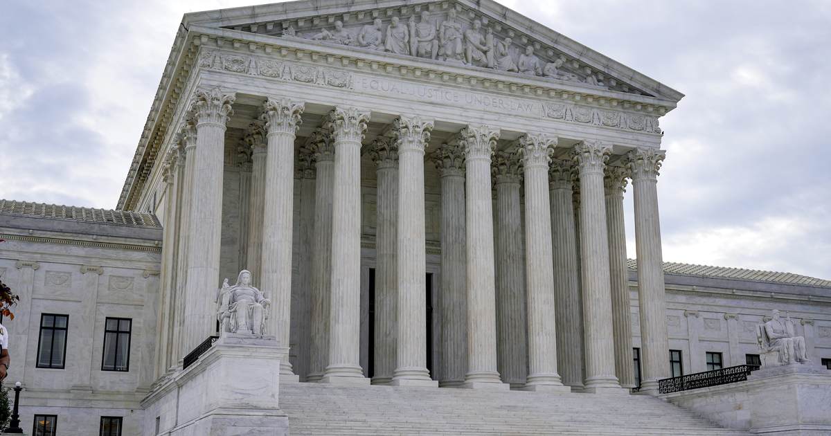 The Left Is Really Losing It After Supreme Court Sides With Religious Schools - Vimarsana News