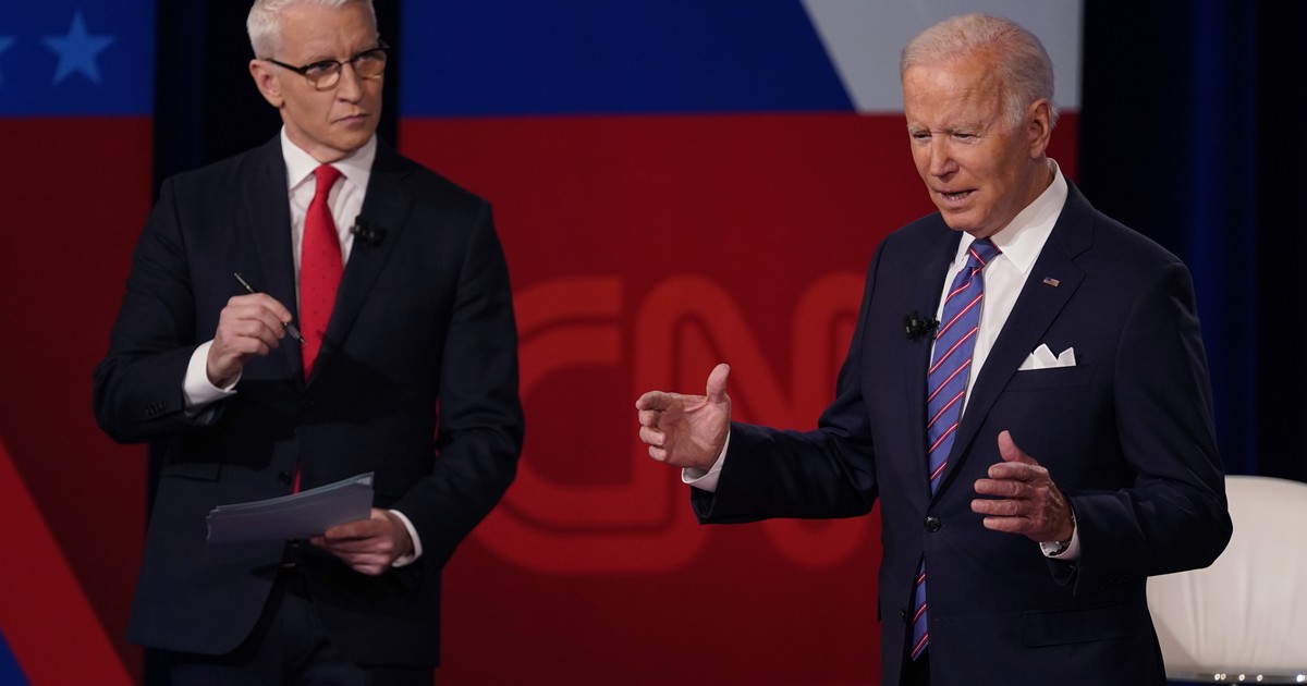 This... Is CNN: 'Fake News' Network Falls to Embarrassing 17th Overall in Basic Cable Networks - Vimarsana News