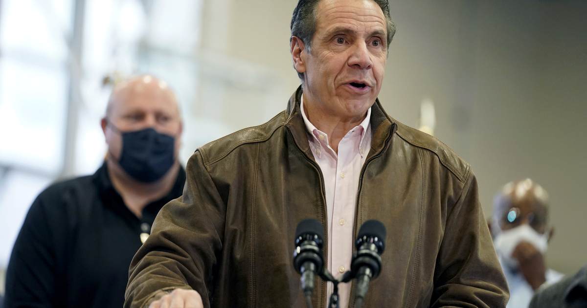 Third Andrew Cuomo Accuser Emerges, and This Time There's a Picture - Vimarsana News