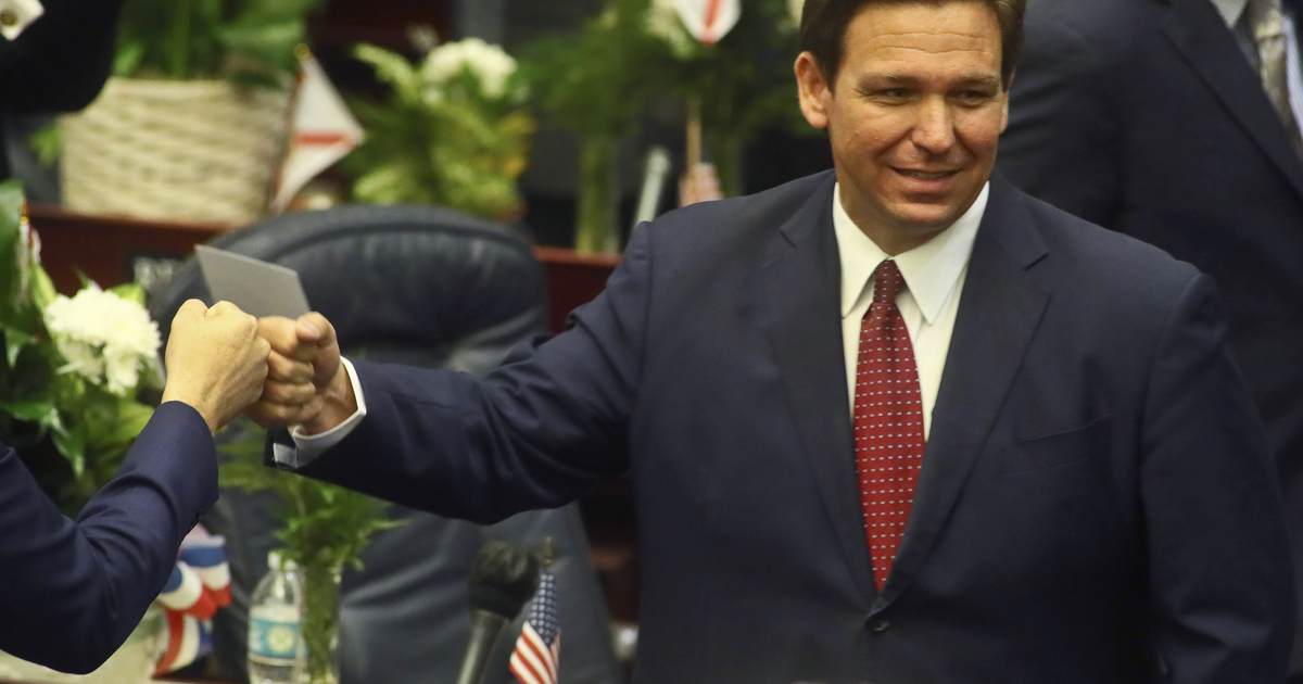 Ron DeSantis' New Press Secretary Scores Direct Hit on Jake Tapper Over Slanted Rebekah Jones Coverage - Vimarsana News