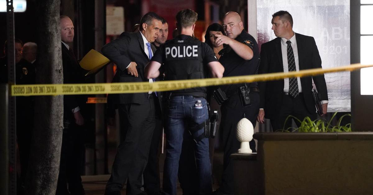 Chicago's Toledo Shooting Will Be the Death Knell to Lori Lightfoot, Just Like Laquan McDonald was to Rahm Emmanuel - Vimarsana News