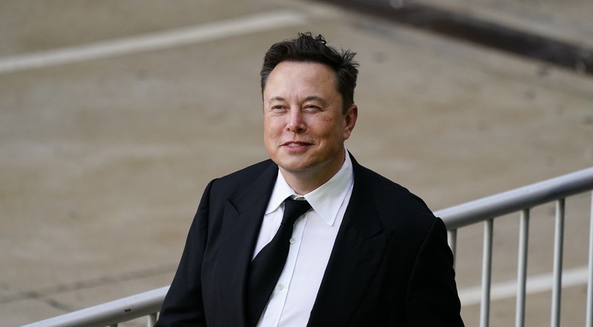 It Begins: Elon Musk Accused of Exposing Himself, Propositioning Flight Attendant