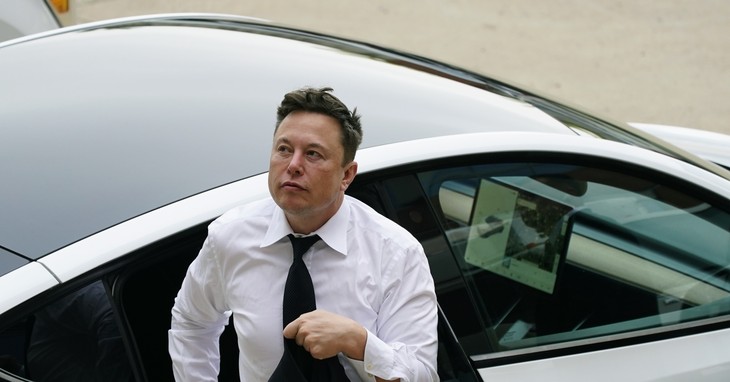 APTOPIX Elon Musk SolarCity Lawsuit