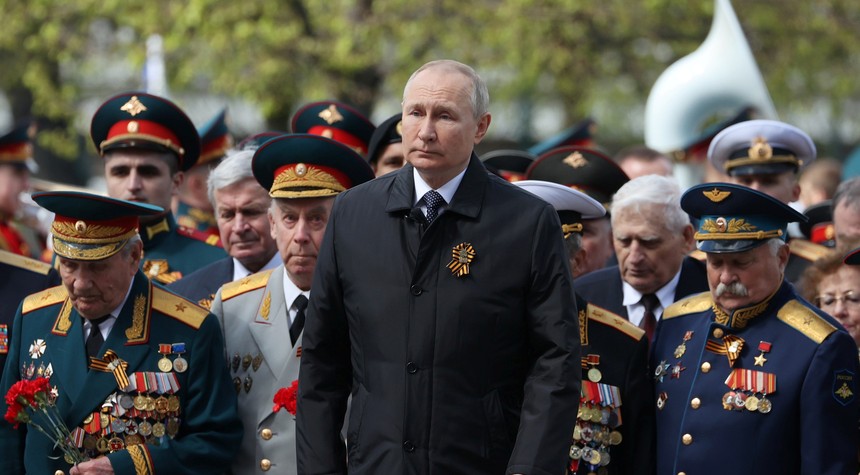 Vladimir Putin Decides He Is a Better General Than His Generals and Takes the Reins in Ukraine