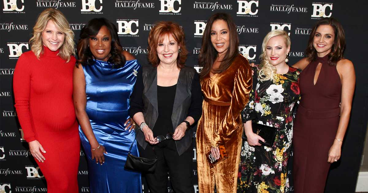 Sunny Hostin Gives Us Tips on How to Spot Toxic Femininity - Vimarsana News