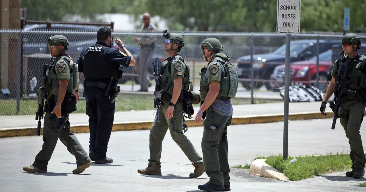 Update on Multiple People Being Shot in Uvalde - Vimarsana News