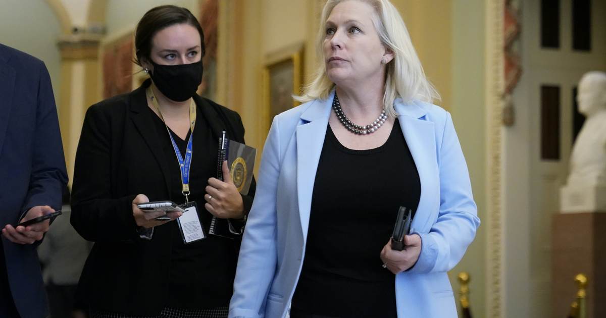 Slow progress in new Pentagon UFO office annoys legislators - Vimarsana News