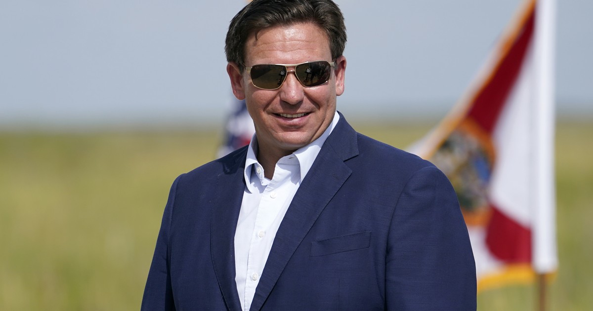 Dem Strategists Get Clocks Cleaned After 'Report' About Ron DeSantis Is Debunked by Journalists - Vimarsana News
