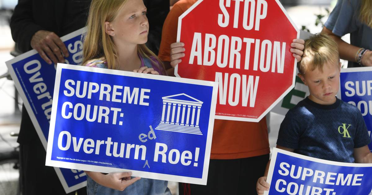 Judge tosses first "bounty hunter" lawsuit filed using Texas abortion law - Vimarsana News