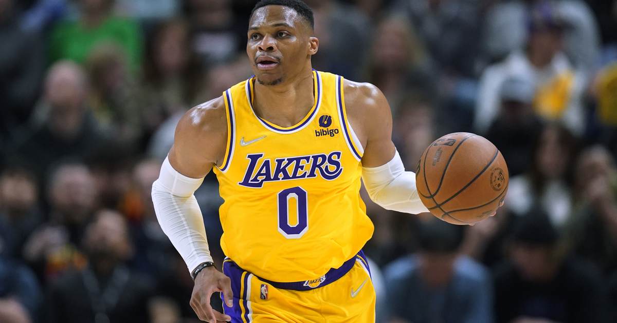Lakers' Darvin Ham Expresses Confidence in Russell Westbrook Amid Trade Rumors - Vimarsana News