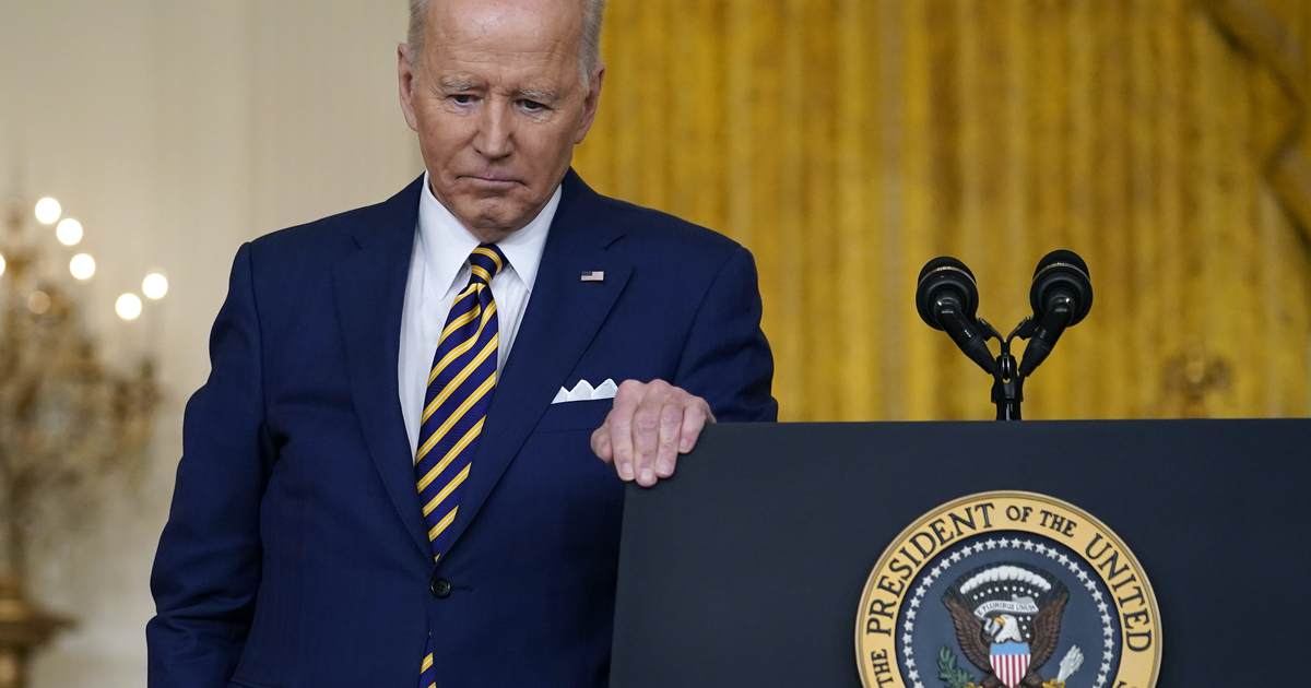 New Poll: Biden Gets Rejected Big Time on Ukraine, SCOTUS, Economy - Vimarsana News