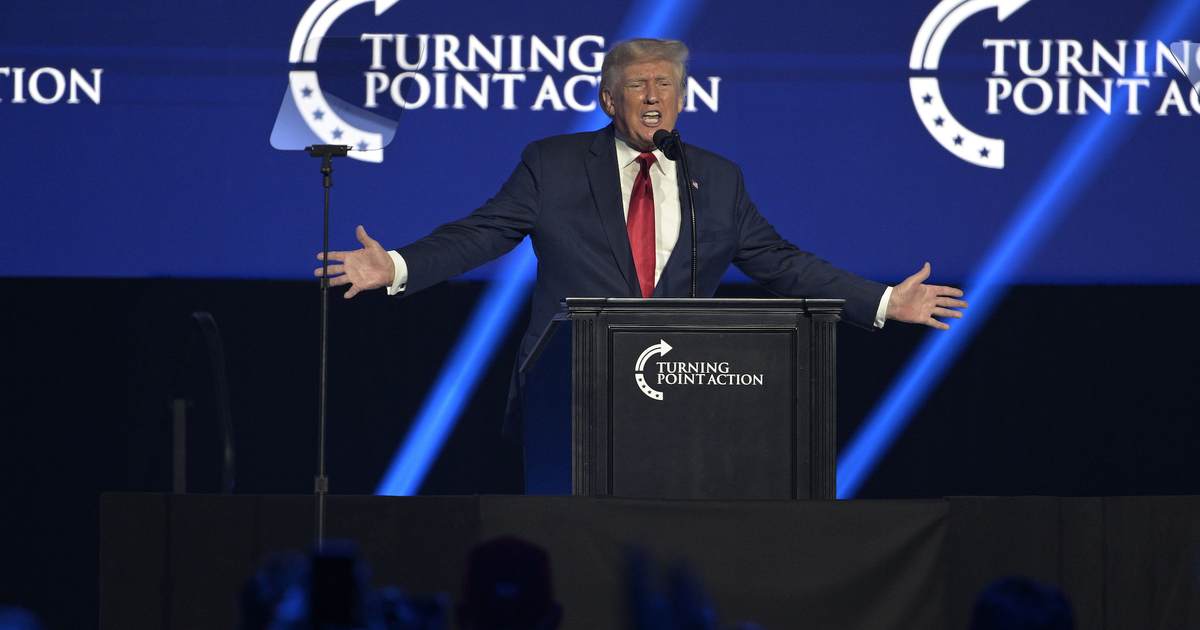 Trump Says Convicted Drug Dealers Should Face the Death Penalty - Vimarsana News