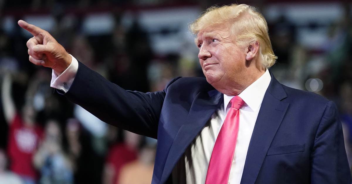 Trump Isn't Blinking as He Takes Apart FBI Raid With an Important Point - Vimarsana News