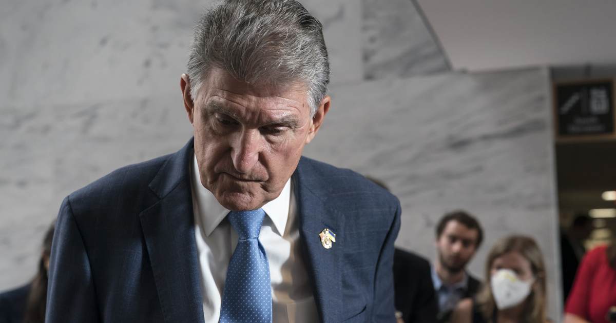 International Franchise Association Leans on Joe Manchin, Could Be the Iceberg That Sinks Julie Su's Labor Nom - Vimarsana News