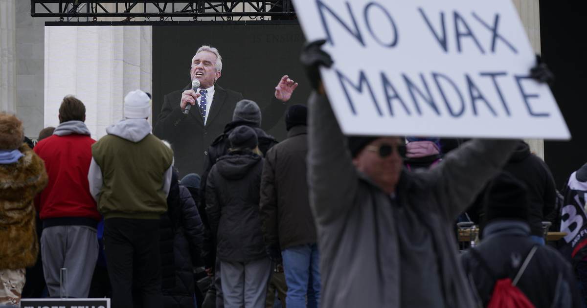 Big Pharma and Democrat Machine Out to Squash Robert F. Kennedy Jr. - Vimarsana News