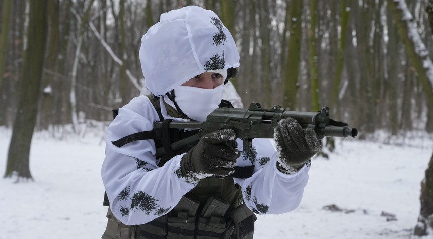 As threat of war escalates, more Ukrainians embracing gun ownership