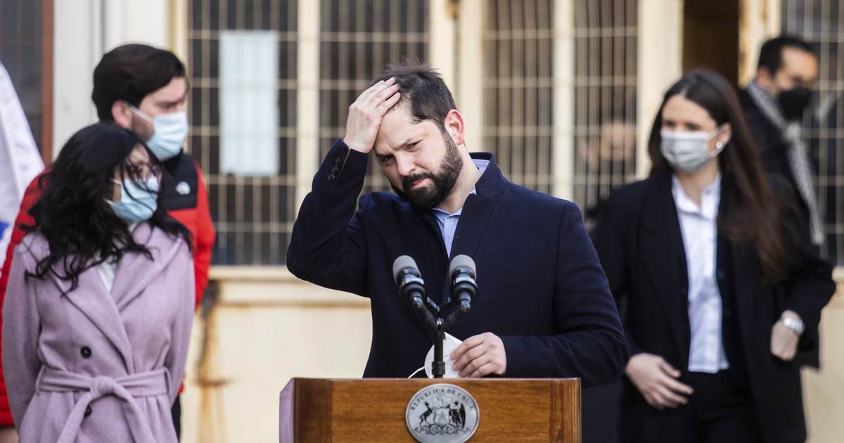 Update: Chile's Communist President Grudgingly Bends to Will of the People, Replaces Leftist Cabinet Members - Vimarsana News