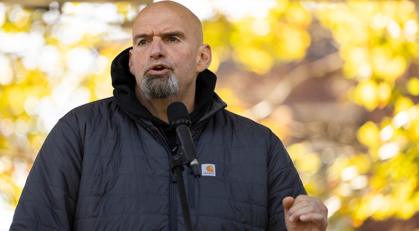 WATCH: Fetterman's Painfully Awkward Swearing-in Renews Doubts About Ability to Serve