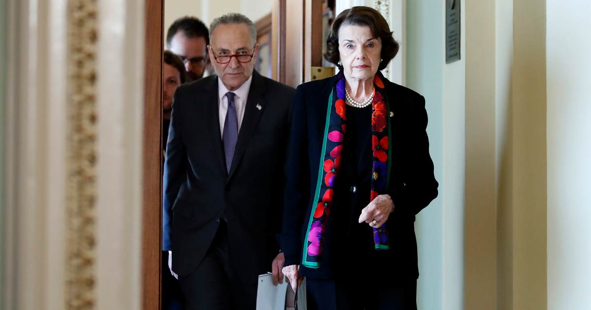 NYT Editorial Board Says It: Time for Dianne Feinstein to Exit Stage Left - Vimarsana News