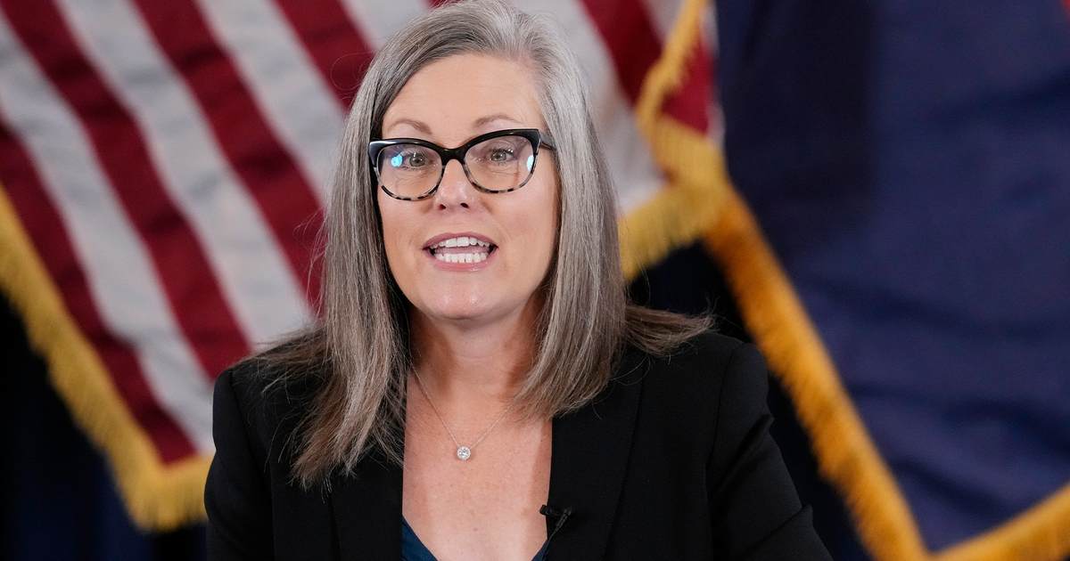 Democrat Governor Toured the Border as She Demands Federal Aid from Biden - Vimarsana News